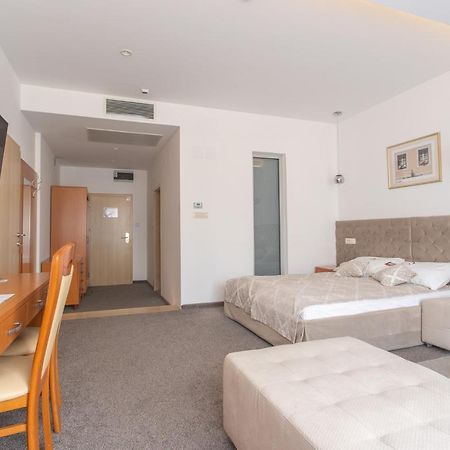 Hotel Varaždin Extérieur photo
