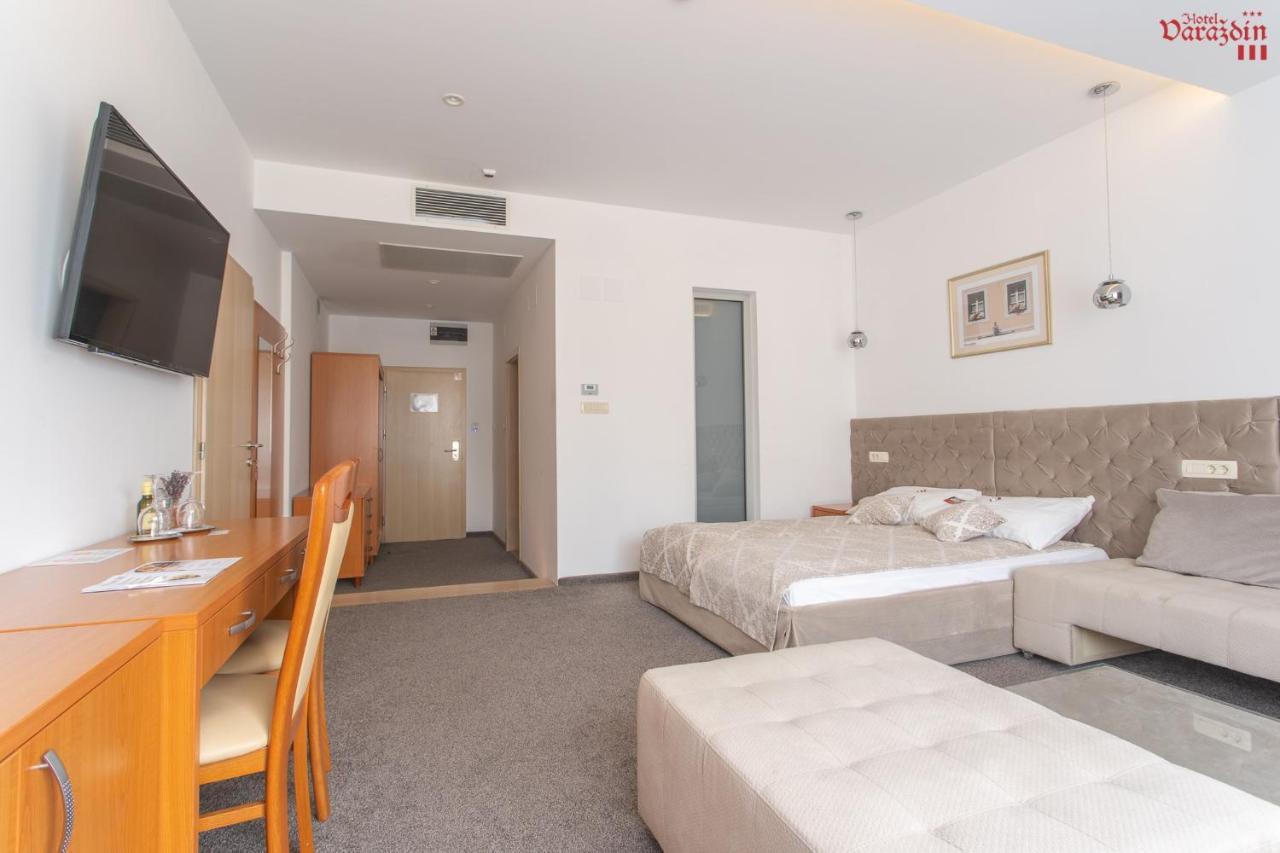 Hotel Varaždin Extérieur photo