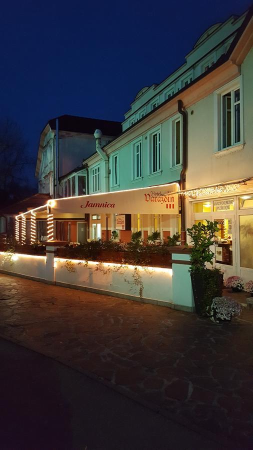 Hotel Varaždin Extérieur photo