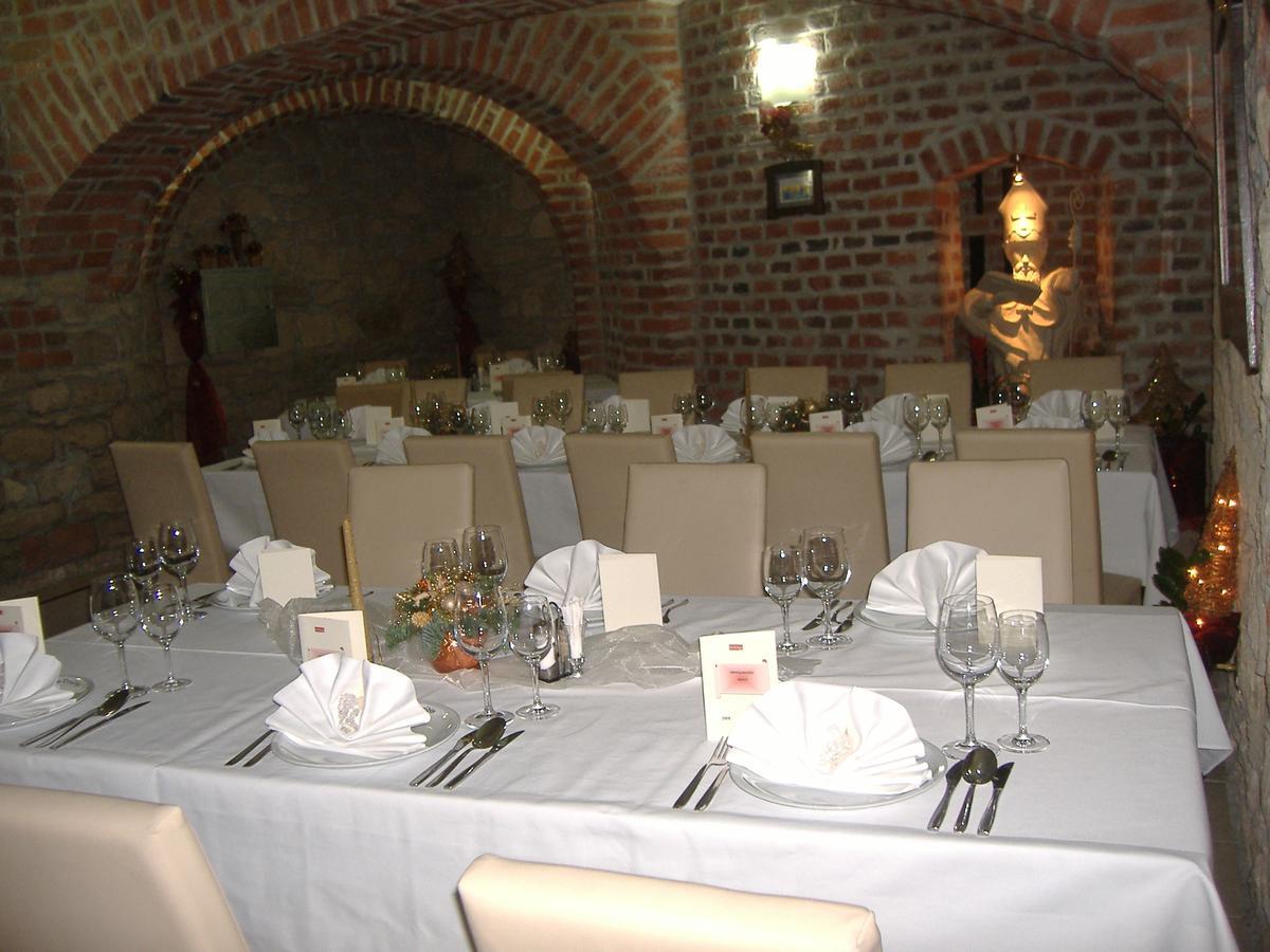 Hotel Varaždin Extérieur photo