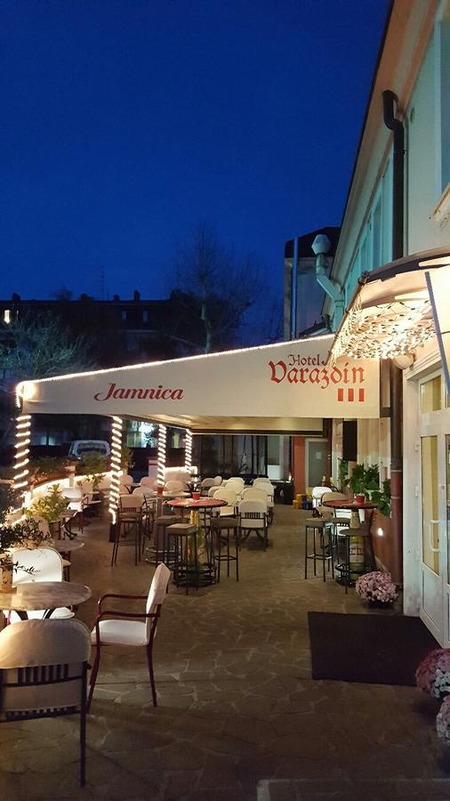 Hotel Varaždin Extérieur photo