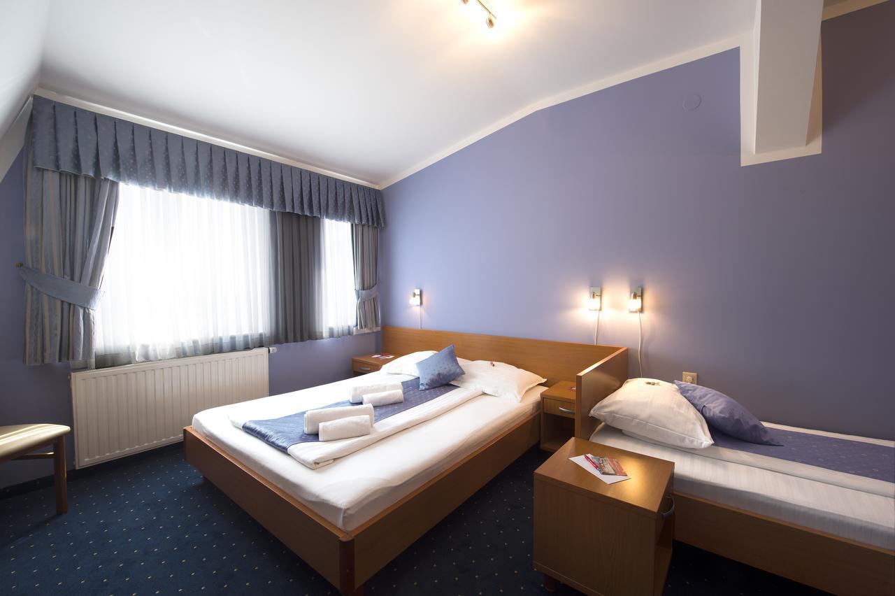 Hotel Varaždin Extérieur photo